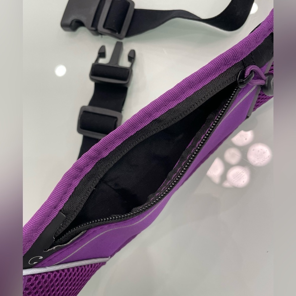 Marika Slim Waist Pack running belt / fanny pack / belt bag - Picture 3 of 8